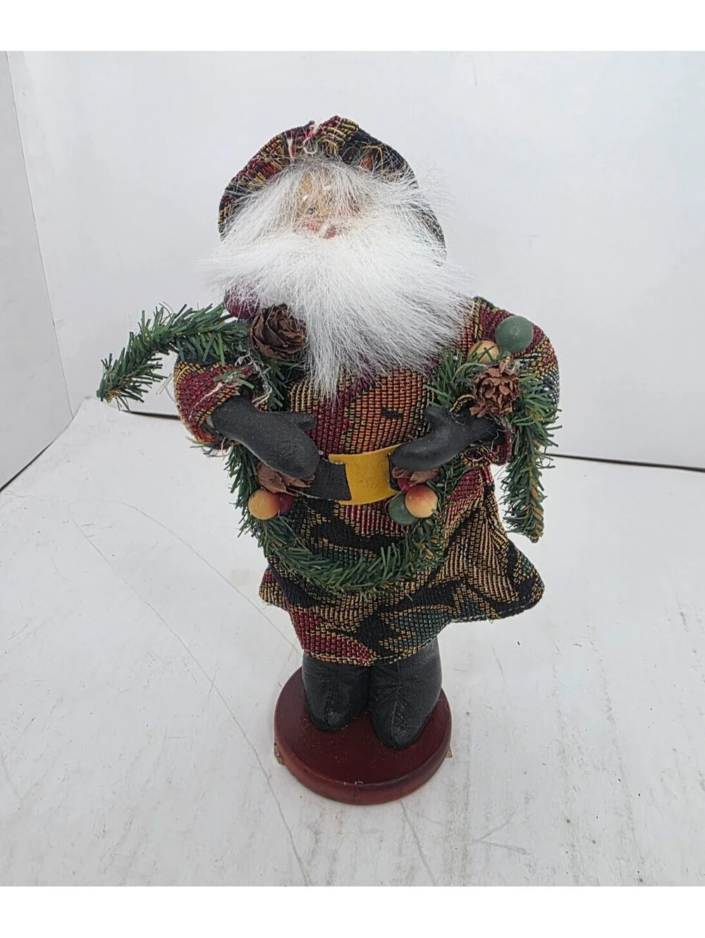 Rustic Country Santa Claus Figure Yellow Belt on Wooden Base 9